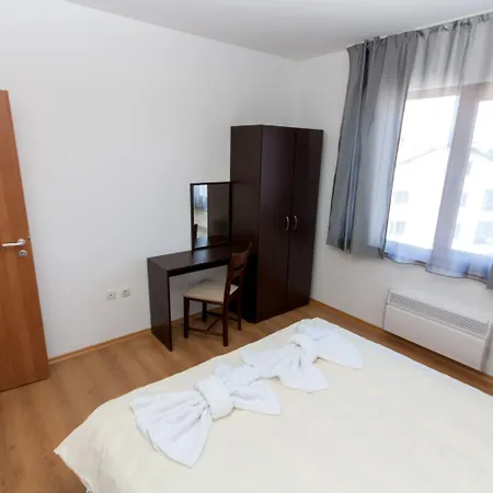 Ruby Tower Готель