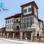 Ruby Tower Ξενοδοχείο *